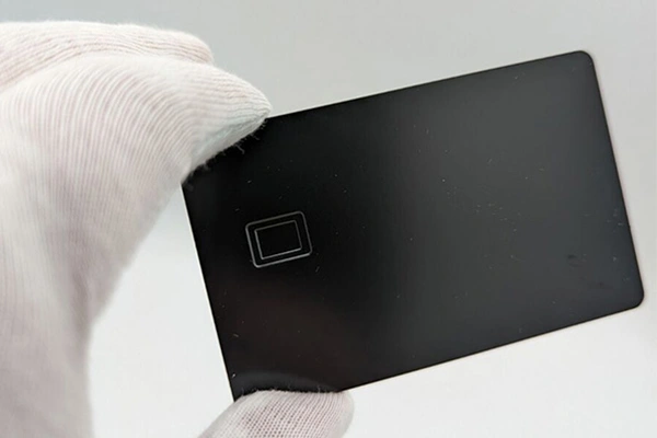 Blank metal bank card body with standard card dimensions - Himgo