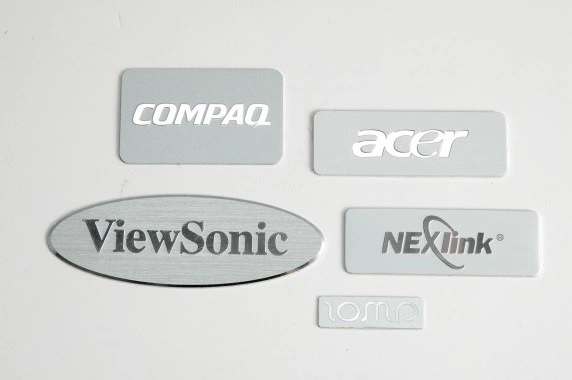 Engraved stainless steel nameplate with deep marking for industrial equipment identification — Himgo