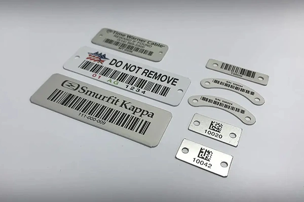 Engraved metal equipment nameplate with hole mounting and permanent text marking — Himgo