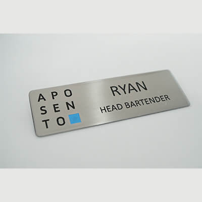 Custom-logo-engraved-metal-labels-for-equipment