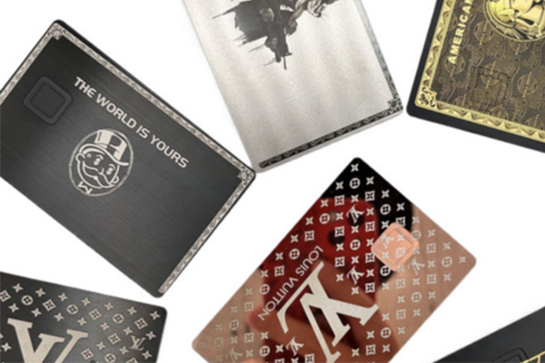 Blank-metal-bank-card-for-laser-engraving-customization