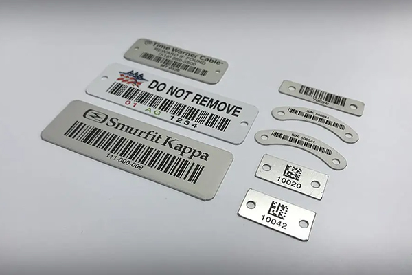 Metal-Label-for-Electronic-Device-Identification-–-Industrial-Use