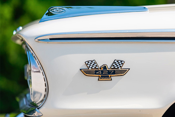 custom-car-metal-emblems-for-automotive-branding
